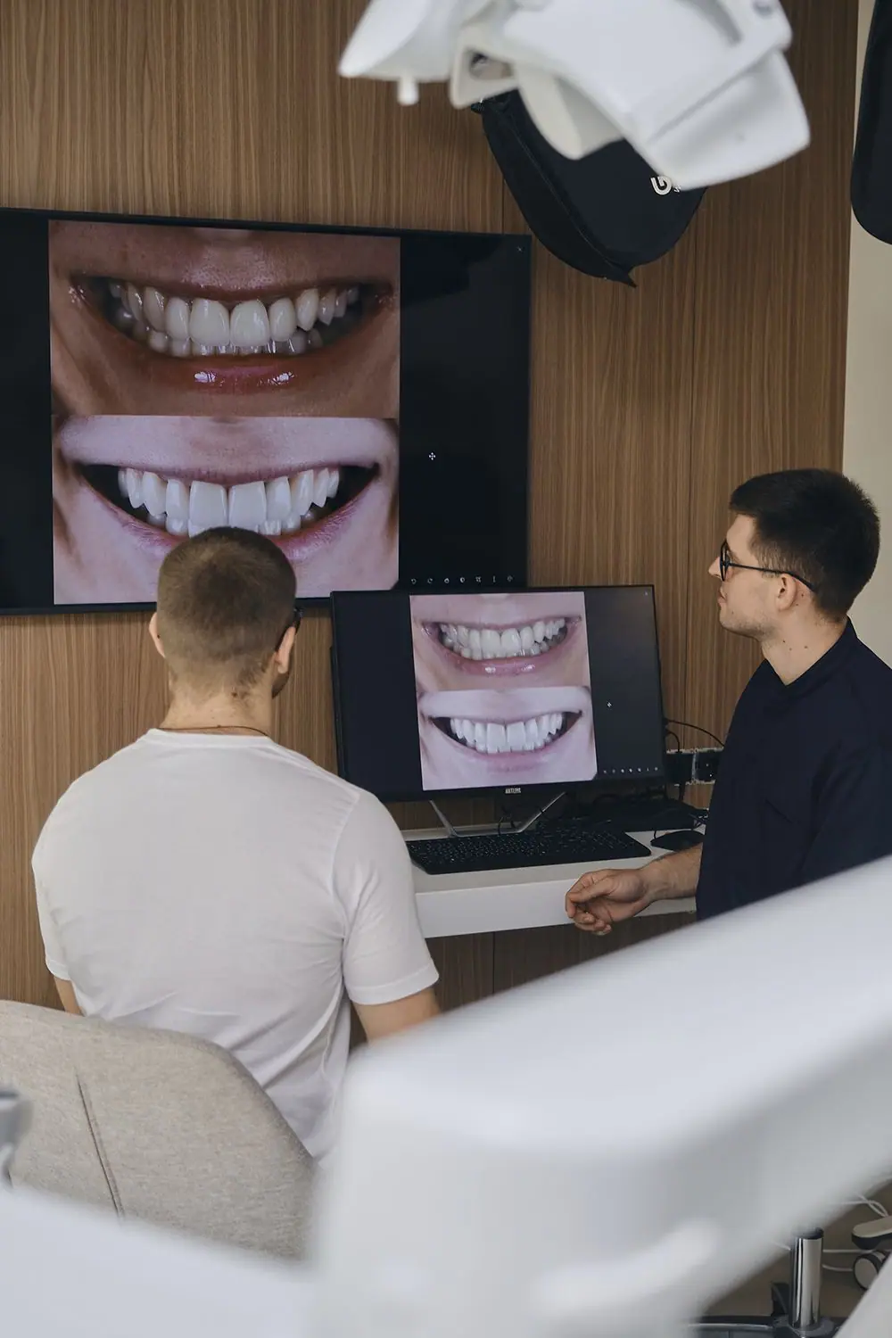 Dentist patient screen review